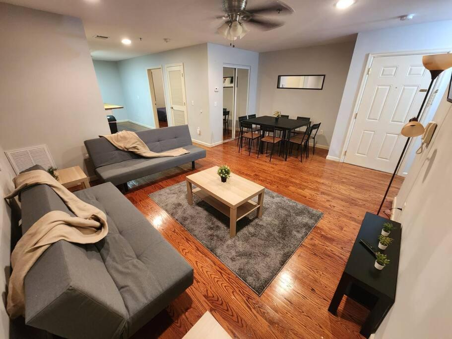 Luxury 2 Bed Apt, Mins To Nyc! Union City Exterior foto